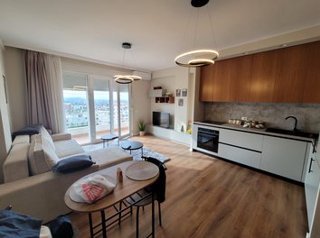 Apartament Shitje Apartament prane Kodres se Diellit