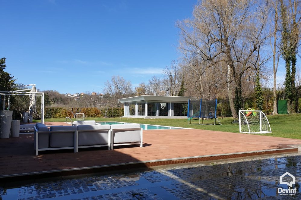 Tirane For Rent Villa Me shume se 4 dhoma Villa  in a residential compound close to Tirana East Gate Mall Residential Complex Villa