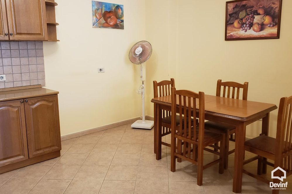 Tirane Qera Apartament 2+1+A Apartament prane Shkolles se Baletit apartament