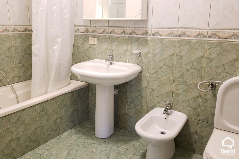 Tirane Qera Apartament 2+1+A Apartament prane Shkolles se Baletit apartament