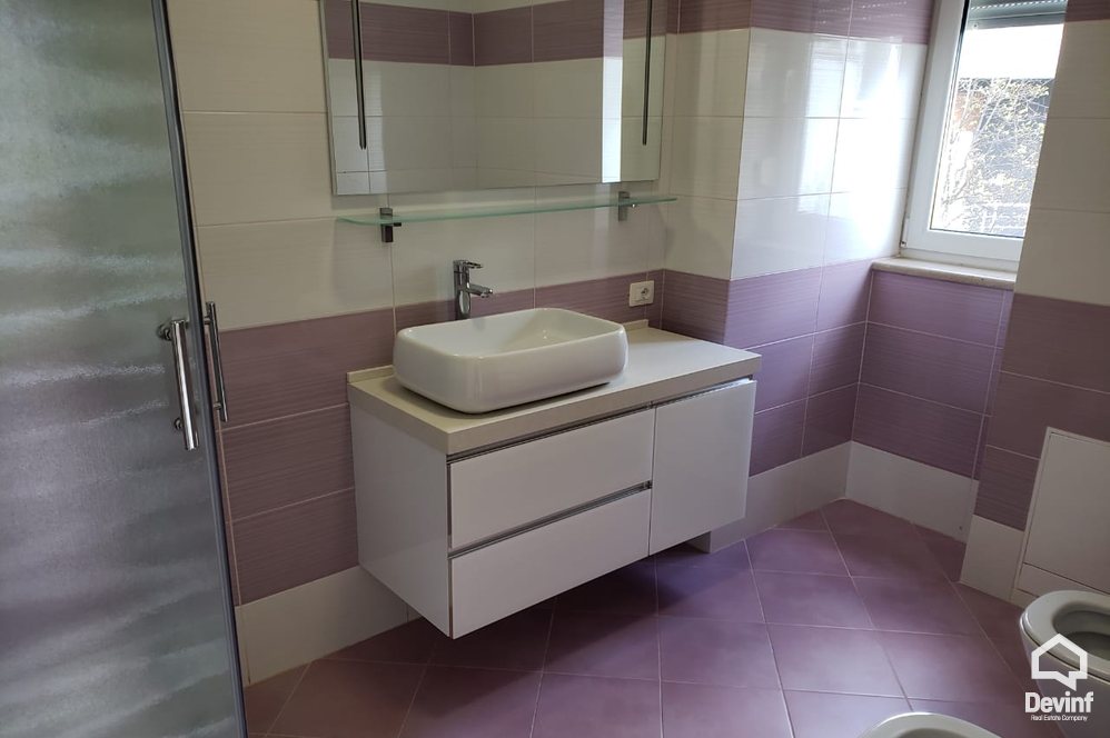 Tirane Qera Vile 4+1+A Vile ne nje kompleks vilash prane TEG  vile kompleks rezidencial