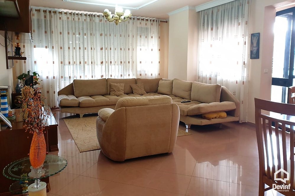 Tirane Shitje Apartament 3+1+A Pallat i ri ne zonen e ish bllokut apartament
