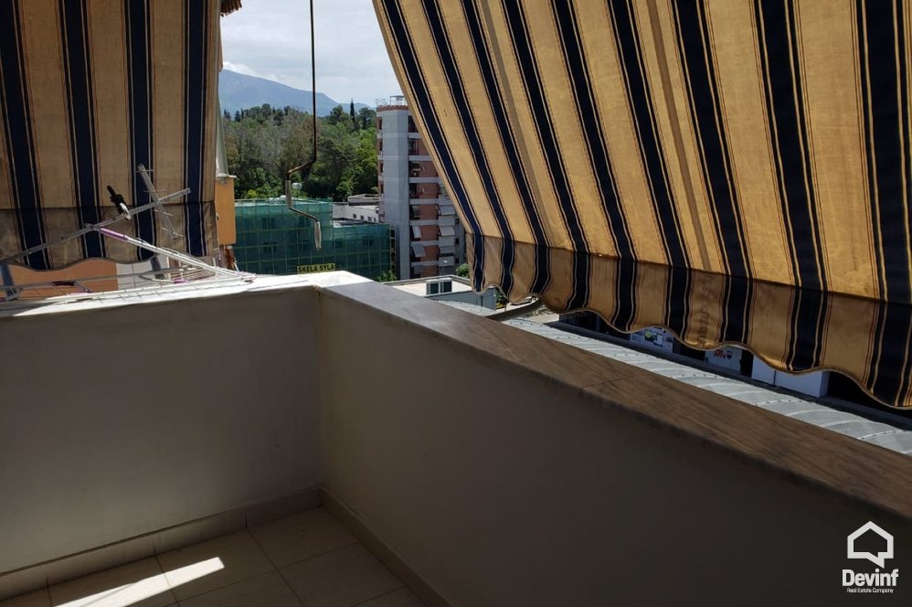 Tirane Qera Apartament 3+1+A Prane diges se Liqenit te Tiranes apartament