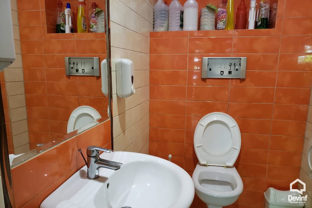 Tirane Qera Dyqan  Ne Rr. Medar Shtylla dyqan bar-kafe