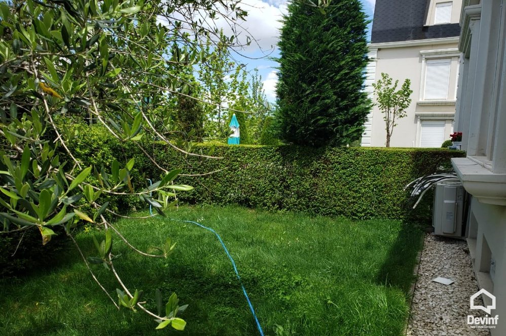 Tirane For Rent Villa  Hosuse in a residential compound in TEG area Villa