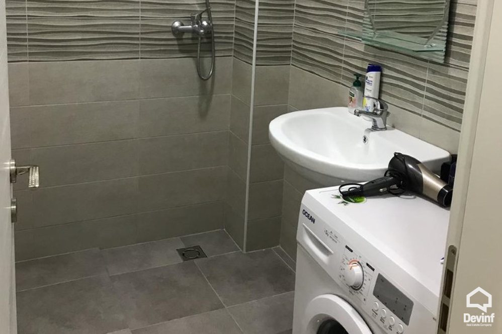 Tirane Qera Apartament 1+1+A Apartament ne kompleks rezidencial ne Rr. Komuna e Parisit apartament