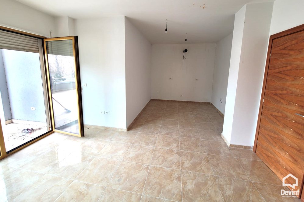 Tirane For Rent Office 2+1 Office located in Blloku area Apartment Office