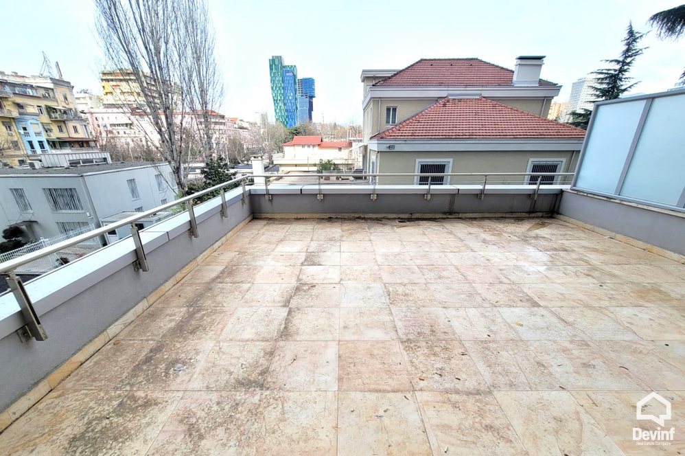 Tirane For Rent Office 2+1 Office located in Blloku area Apartment Office