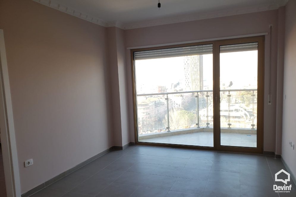 Tirane Qera Zyre 2+1+A Zyre ne zonen e Bllokut zyre
