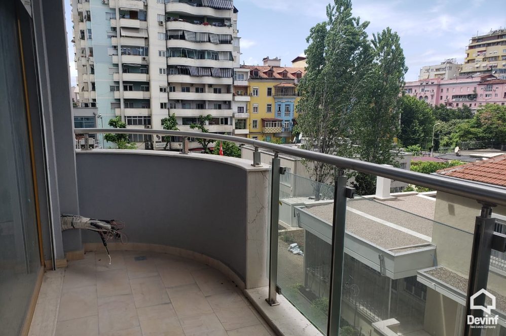 Tirane For Rent Office 3+1+A New building in Blloku area Office