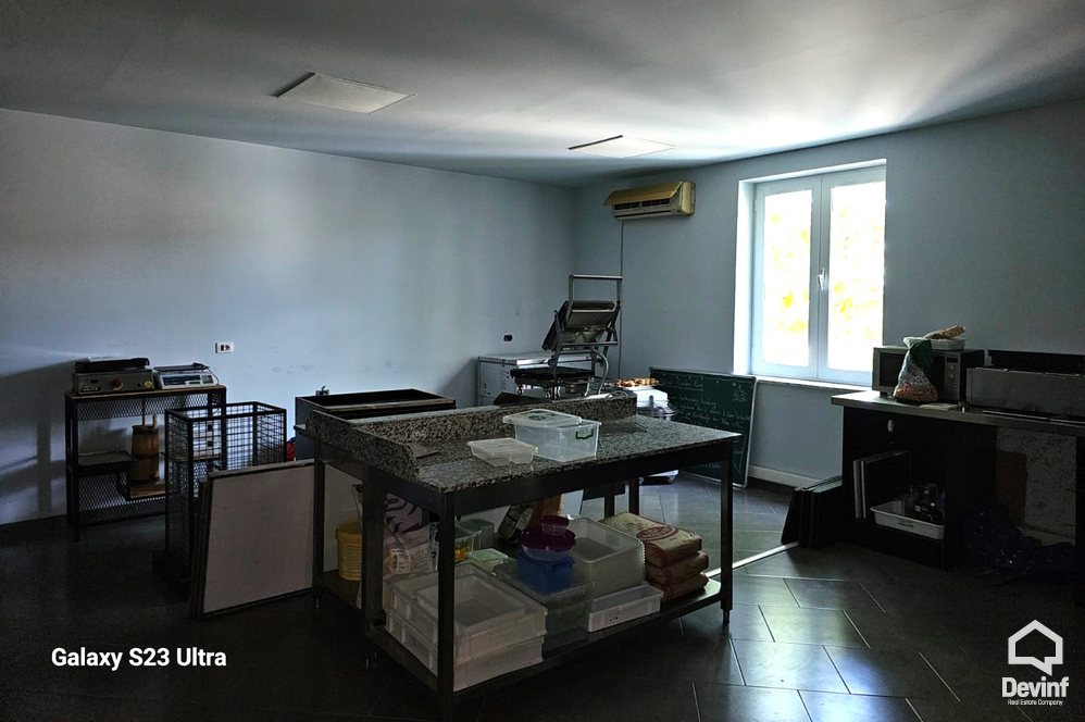 Tirane For Rent Office  850 square meter hall for rent in the Kombinat area Multifunctional Building Bar-Coffee qender estetike Office restorant
