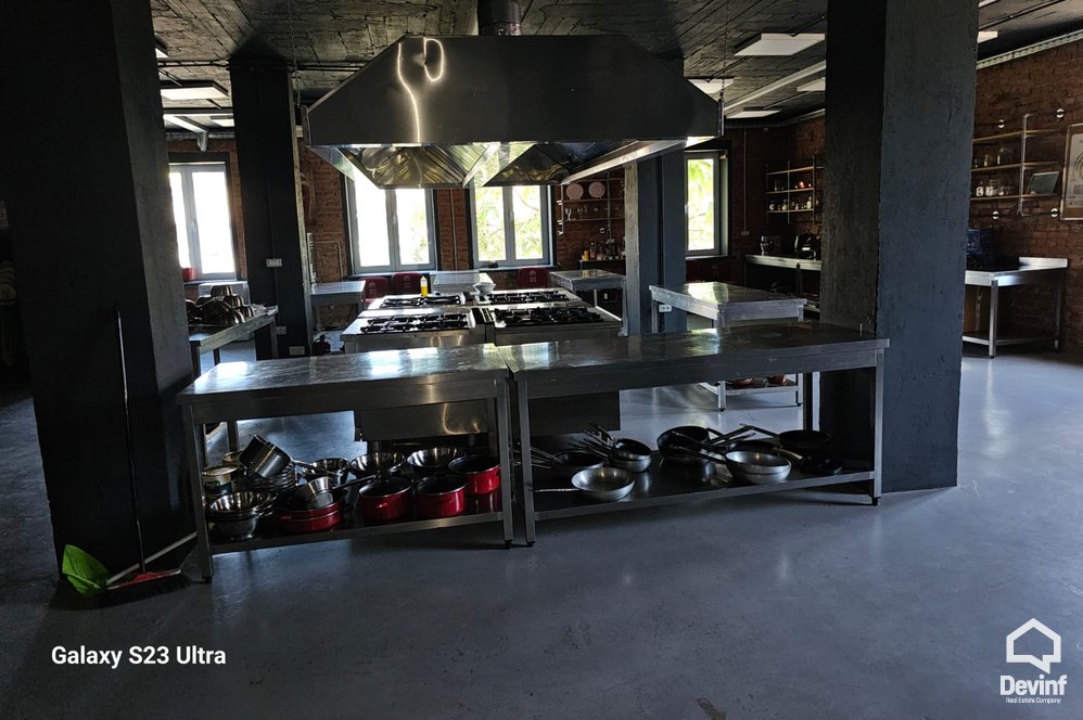 Tirane For Rent Office  850 square meter hall for rent in the Kombinat area Multifunctional Building Bar-Coffee qender estetike Office restorant