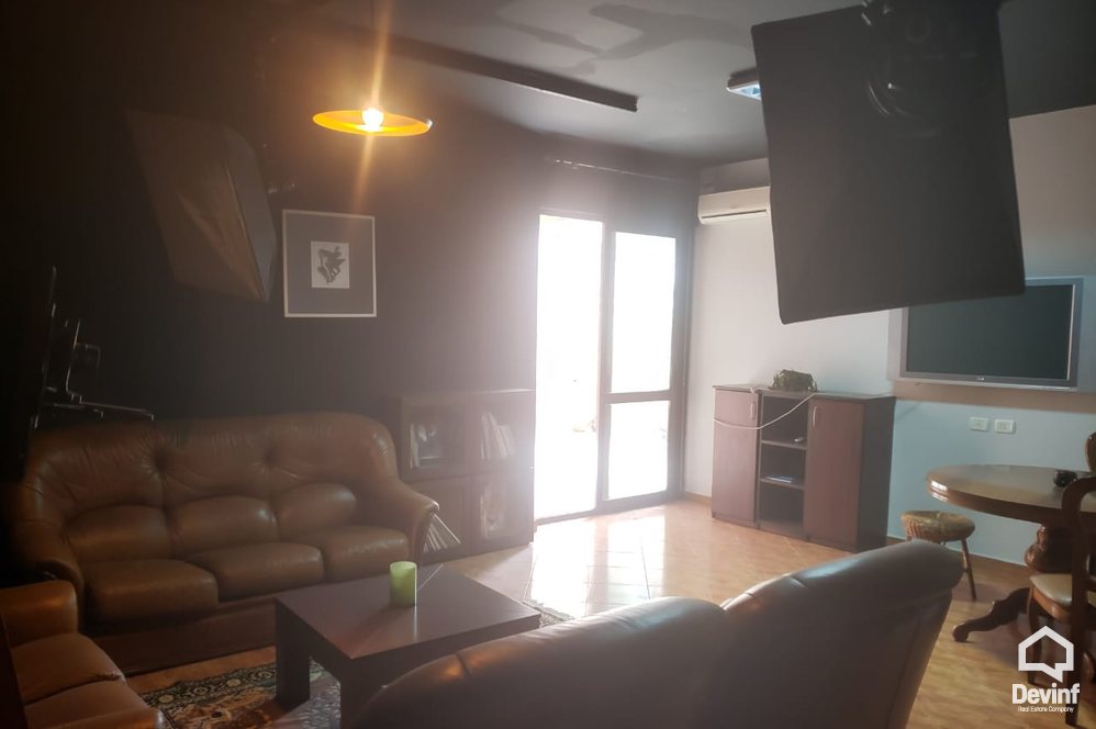 Tirane Qera Zyre 2+1+A Pallat i ri ne zonen e ish Bllokut apartament