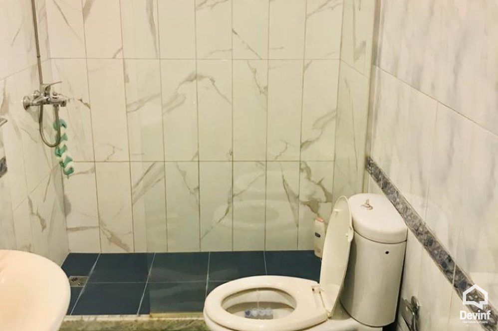 Tirane Qera Apartament 2+1+A Apartament ne zonen e Bllokut apartament
