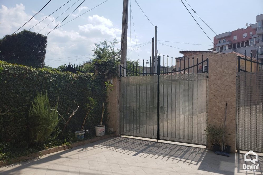 Tirane For Rent Villa  House close to Elbasan Street Villa