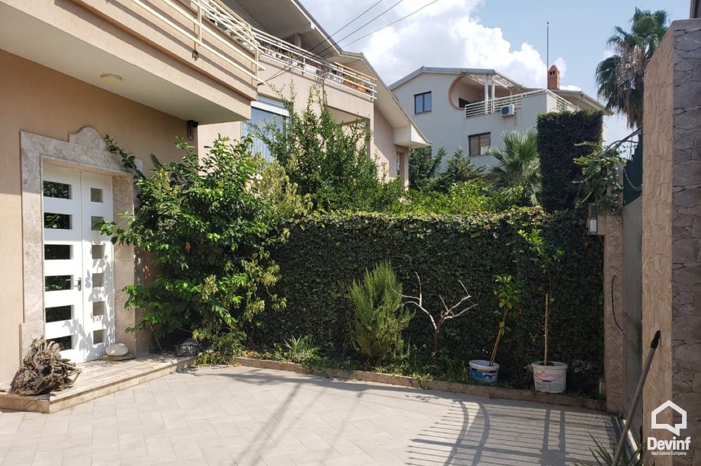Tirane For Rent Villa  House close to Elbasan Street Villa