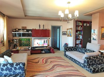 Apartament Shitje Bulevardi Gjergj Fishta, prane ish ekspozites Shqiperia Sot