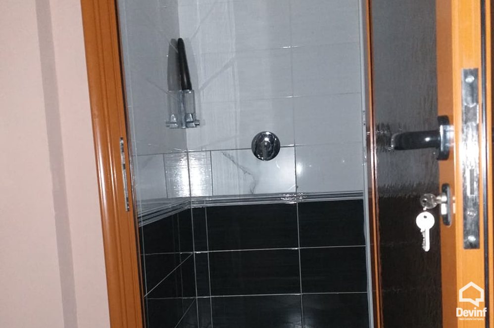 Tirane For Sale Shop  Estetical center near the Botanical Garden qender estetike
