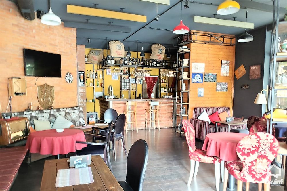 Tirane Shitje Bar-Restorant  Ne zonen e Liqenit Artificial te Tiranes bar-kafe