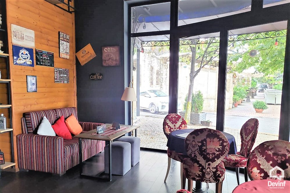 Tirane Shitje Bar-Restorant  Ne zonen e Liqenit Artificial te Tiranes bar-kafe