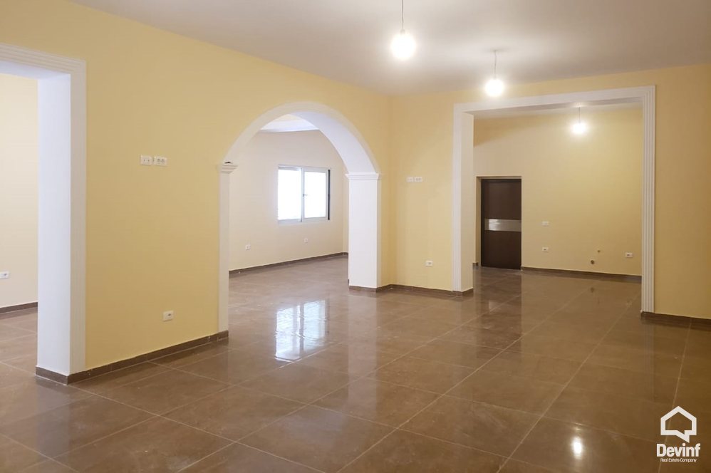 Tirane Qera Zyre  Zyra ne Rrugen e Kavajes zyre qender estetike klinike spitalore qender masazhi klinike dentare