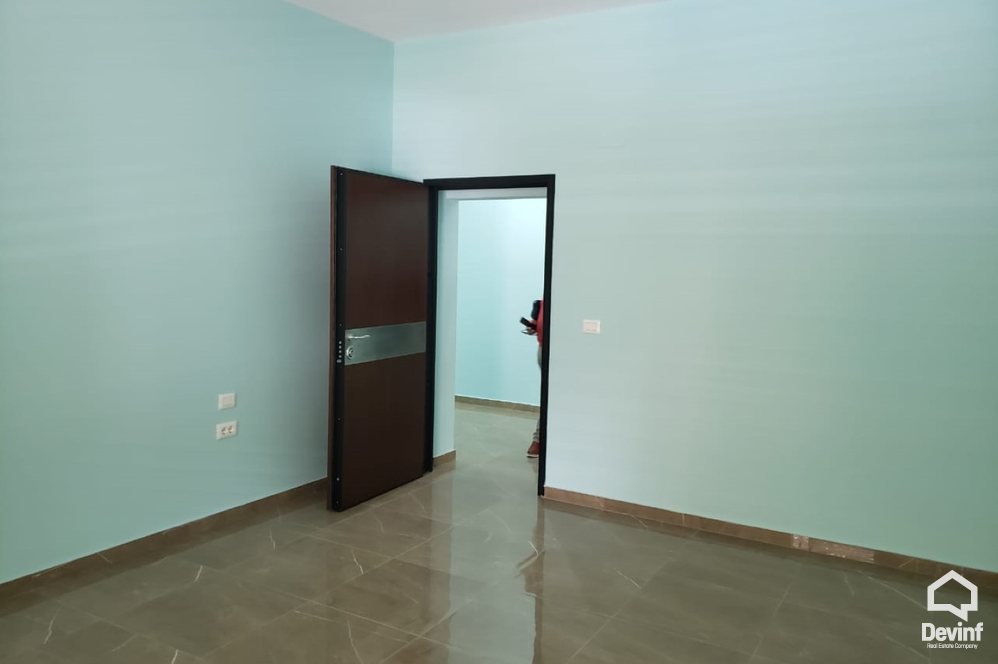 Tirane Qera Zyre  Zyra ne Rr. Kavajes zyre qender estetike klinike spitalore qender masazhi