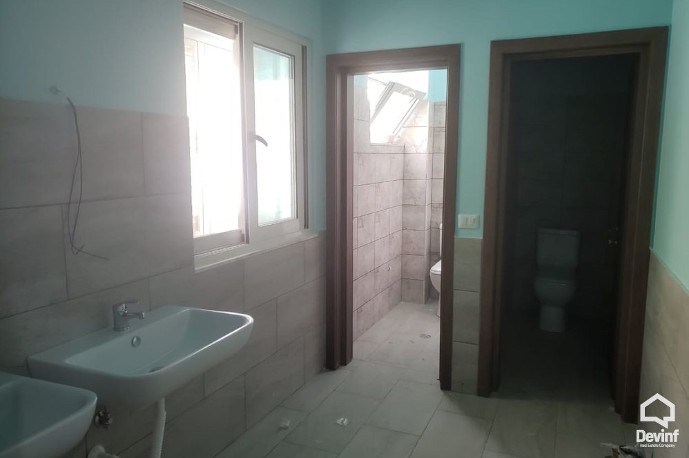 Tirane Qera Zyre  Zyra ne Rr. Kavajes zyre qender estetike klinike spitalore qender masazhi