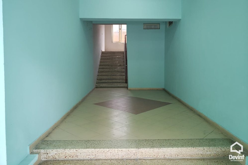 Tirane Qera Zyre  Zyra ne Rr. Kavajes zyre qender estetike klinike spitalore qender masazhi