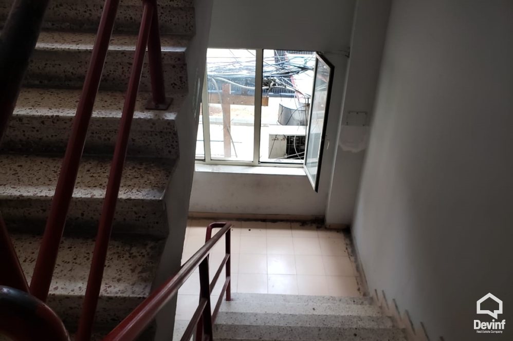 Tirane Qera Zyre  Zyra ne Rr. Kavajes zyre qender estetike klinike spitalore qender masazhi