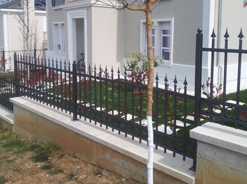 Vile Qera Vile ne kompleksin residencial Rolling Hills 