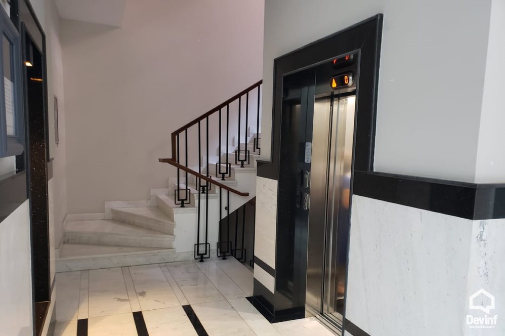 Tirane Qera Apartament 2+1+A Apartament ne Rr. Kavajes apartament