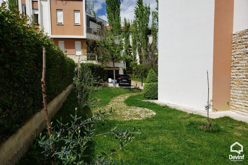 Tirane For Sale Villa 4+1+G Villa in housing compound located in the area of Tirana East Gate Shopping Mall Villa Residential Complex