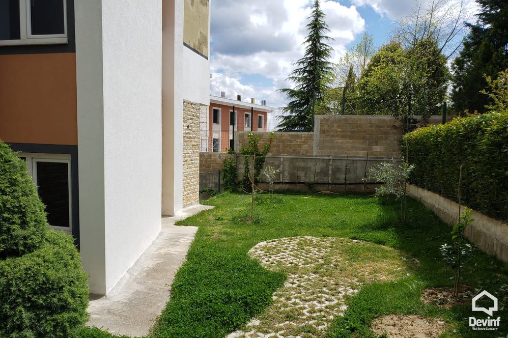 Tirane For Sale Villa 4+1+G Villa in housing compound located in the area of Tirana East Gate Shopping Mall Villa Residential Complex