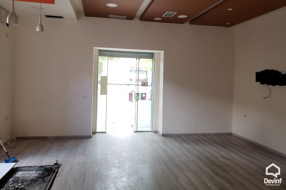 Tirane For Rent Shop  The shop is located in Qytet Studenti area Shop Bar-Coffee