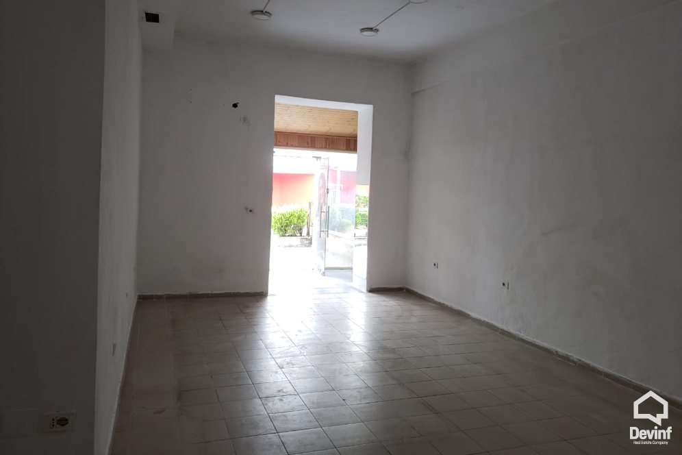 Tirane For Rent Shop  The shop is located in Qytet Studenti area Shop Bar-Coffee