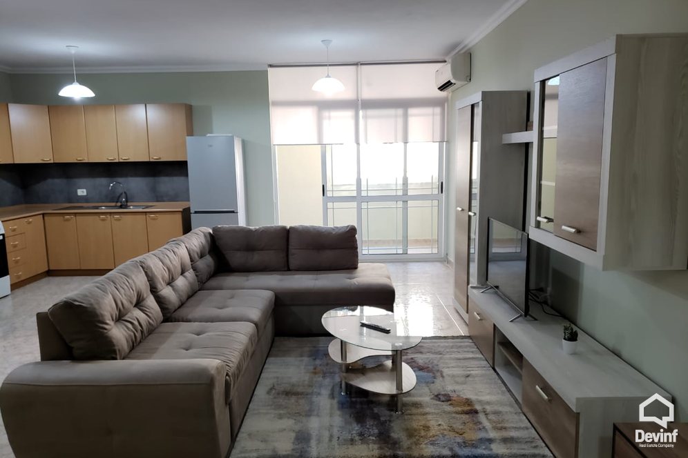 Tirane Qera Apartament 2+1+A Apartament ne Rrugen Komuna e Parisit apartament