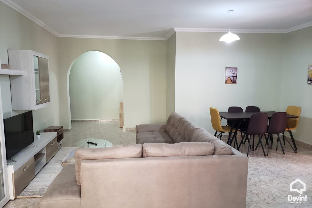 Tirane Qera Apartament 2+1+A Apartament ne Rrugen Komuna e Parisit apartament