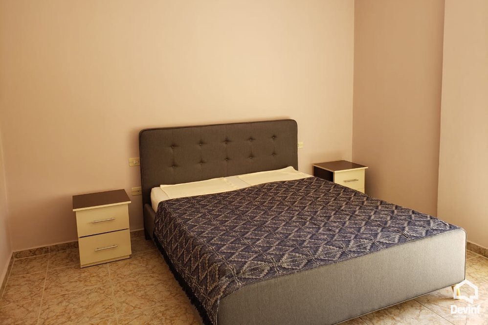 Tirane Qera Apartament 2+1+A Apartament ne Rrugen Komuna e Parisit apartament