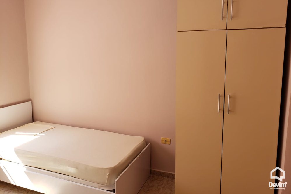 Tirane Qera Apartament 2+1+A Apartament ne Rrugen Komuna e Parisit apartament