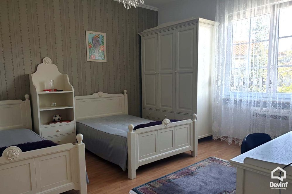 Tirane For Sale Villa 3+1+G Villa situated close to Lake of Tirana Villa