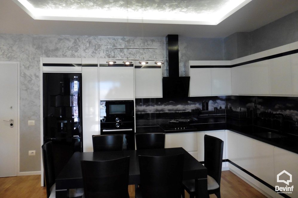 Tirane For Sale Apartment 2+1+A Near the Botanical Garden Apartment