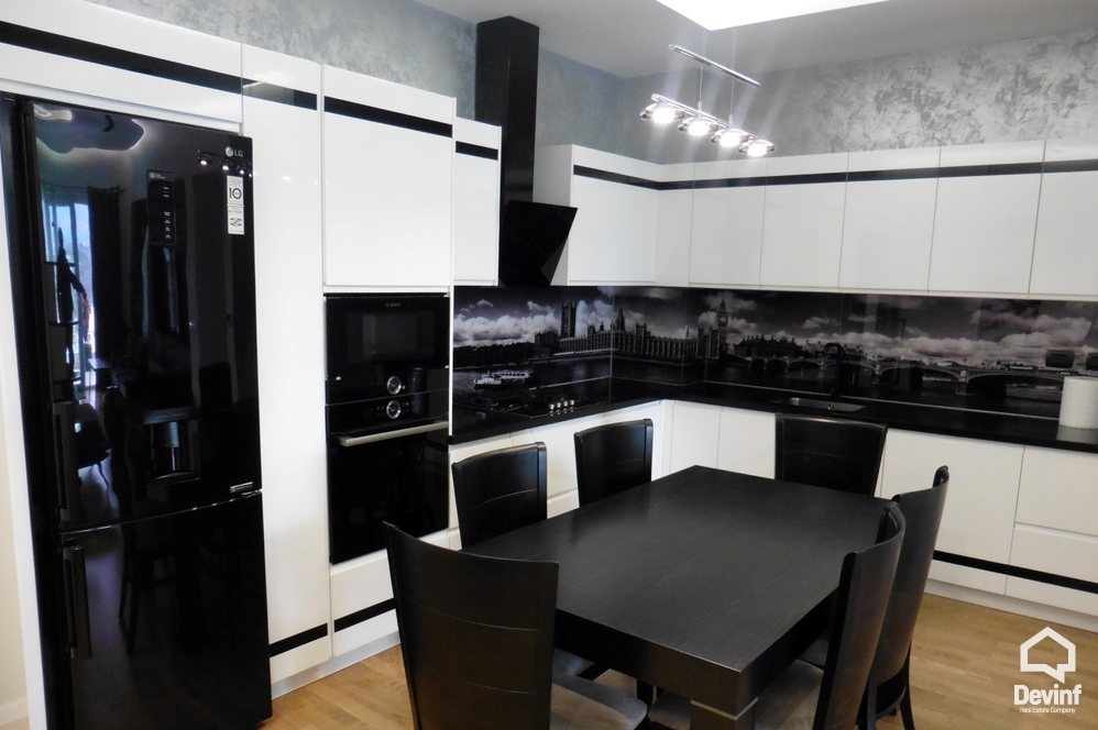 Tirane For Sale Apartment 2+1+A Near the Botanical Garden Apartment