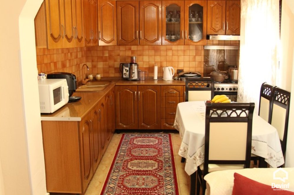 Tirane For Sale Villa Me shume se 4 dhoma Near Farka Lake, Tirane Villa