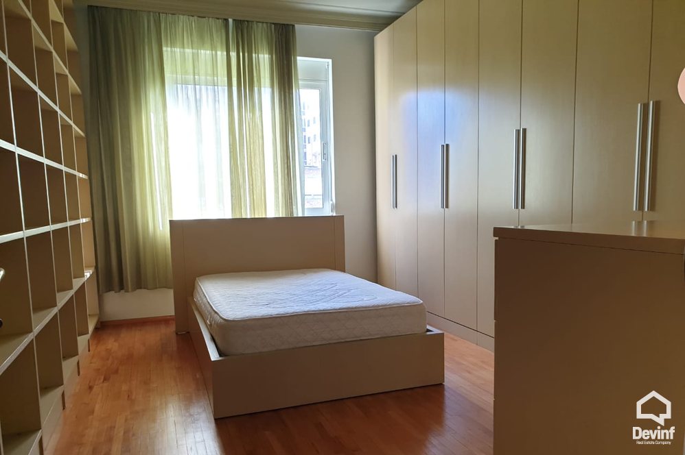 Tirane Shitje Apartament 3+1+A Prane Stadiumit Dinamo apartament