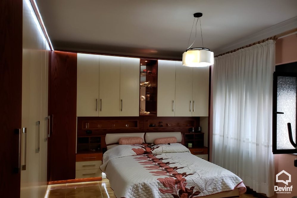 Tirane Qera Apartament 3+1+G Apartament i ri prane Shkolles se Baletit apartament kat vile