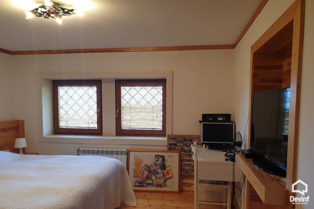 Tirane For Rent Villa 4+1+G In a residential area on the outskirts of Tirana Villa