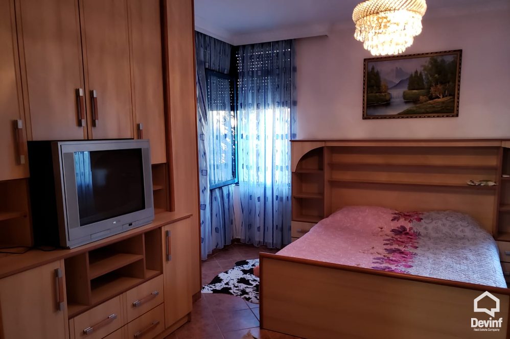 Tirane Qera Apartament 1+1+A Ne Rr. Elbasanit apartament
