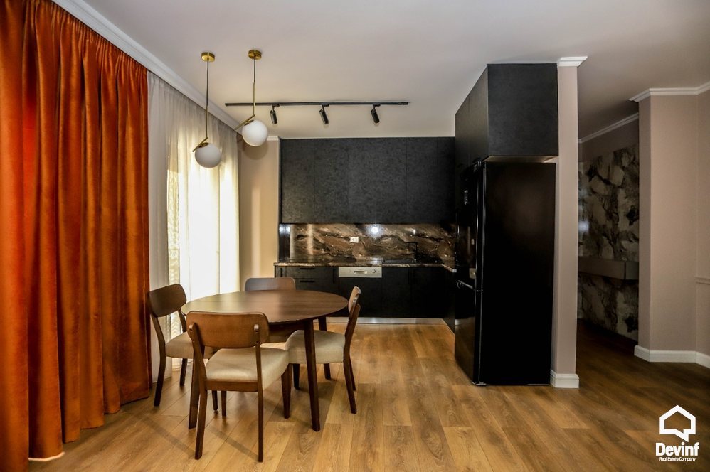 Tirane Qera Apartament 1+1+A Rruga Papa Gjon Pali II, prane Piramides apartament