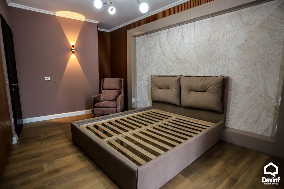 Tirane Qera Apartament 1+1+A Rruga Papa Gjon Pali II, prane Piramides apartament