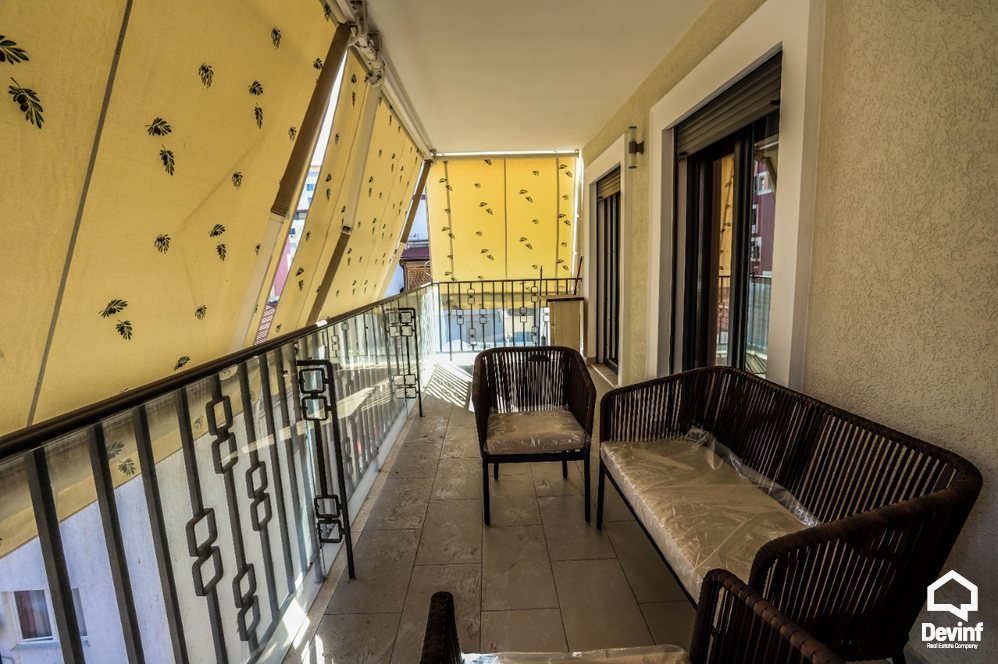 Tirane Qera Apartament 1+1+A Rruga Papa Gjon Pali II, prane Piramides apartament